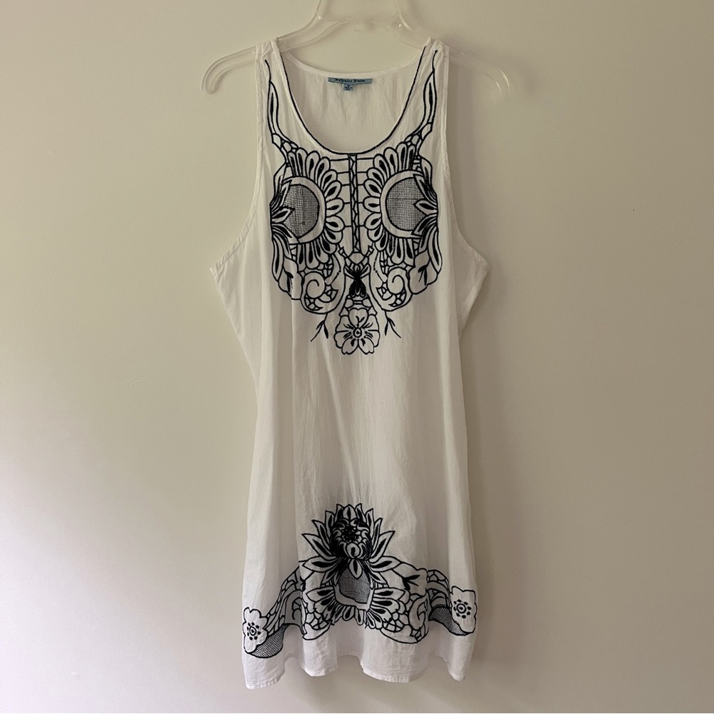 Solitaire Swim Embroidered Coverup Dress M